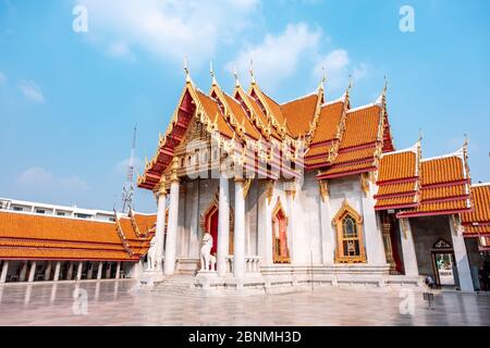 Bangkok / Thailand - 19. Januar 2020: Name des buddhistischen Tempels Wat Benchamabophit und des Tempels in Bangkok Downtown Stockfoto