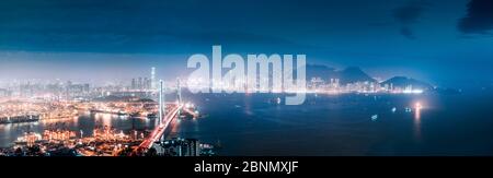 Asien, China, Hongkong, Hong Kong Island, Kowloon, Stonecutters Bridge, Tsing Yi, Stonecutters Island, Container Terminal Stockfoto