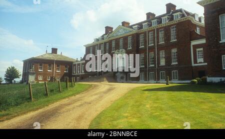 Park House Ampthill mit einer Ansatz und Landschaft Einstellung von Capability Brown entworfen Stockfoto