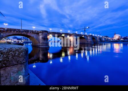 Elbe, Augustusbrücke, Neustadt, Blue Hour, Dresden, Sachsen, Deutschland, Europa, Stockfoto