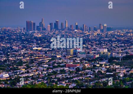 USA, Vereinigte Staaten von Amerika, Kalifornien, Los Angeles, Downtown, Hollywood, Beverly Hills, Blick vom Griffith Observatory bei Nacht Stockfoto
