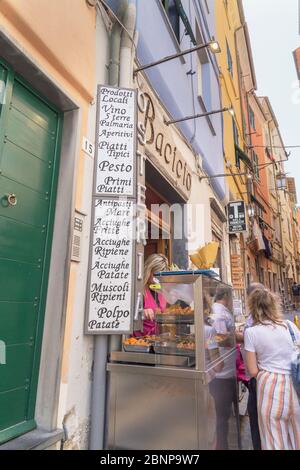 Lebensmittelgeschäft, Portovenere, La Spezia Bezirk, Ligurien, Ital Stockfoto