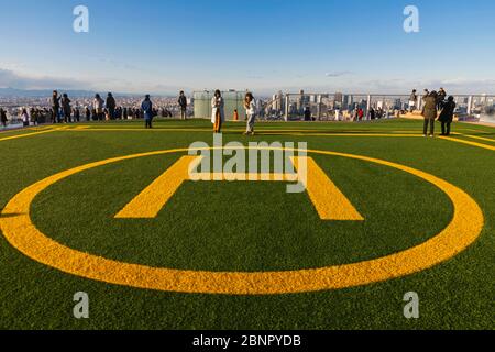 Japan, Honshu, Tokio, Shibuya, Shibuya Scramble Square Building, Aussichtsplatz Auf Dem Dach, Helicoptor Landing Pad Stockfoto