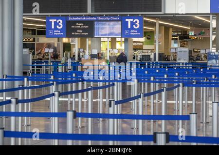 Deutschland, Baden-Württemberg, Flughafen Stuttgart, kein öffentlicher Verkehr aufgrund der Koronakrise Stockfoto