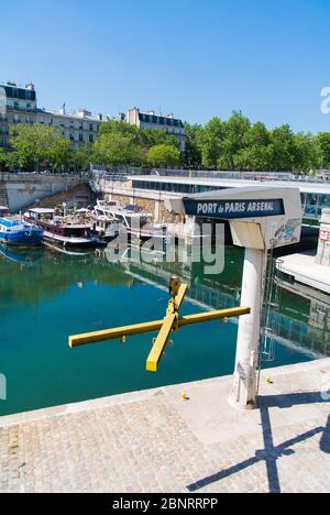 Paris, Ile de france/ Frankreich: Port de paris Arsenal Stockfoto