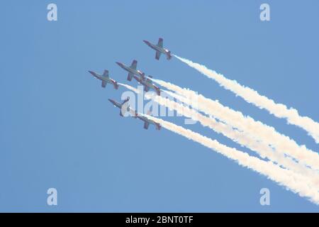 Serie 148 von 165 Santander Spanien Mai 30 2009 Tag der Streitkräfte Adler Patrol Patrulla Aguila Aerobatic Team Display Stockfoto