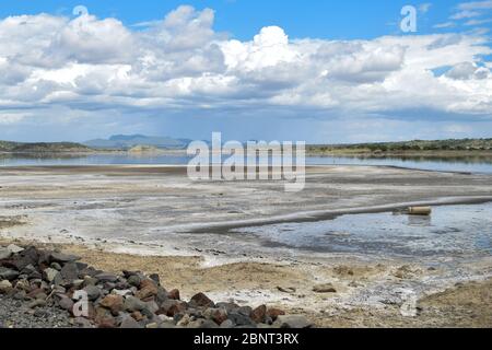 See gegen Himmel, Lake Magadi Stockfoto