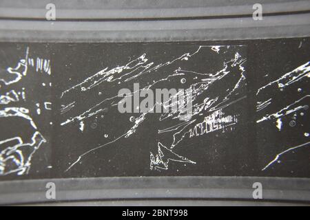 Feine 70er Jahre Vintage Kontakt Print schwarz-weiß extreme Fotografie eines abstrakten Stockfoto