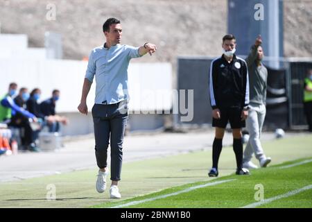 Trainer Christian Eichner (KSC). Sport: Fußball: 2. Bundesliga: Saison 19/20: 26. Spieltag: Karlsruher SC - Darmstadt 98, 16. Mai 2020 Foto: Markus Gilliar/GES/POOL nur für journalistische Zwecke! Nur für redaktionelle Verwendung! Nach den Vorgaben der DFL-Bundesliga ist es untersagt, im Stadion Fotos und/oder vom Spiel aufgenommene Fotos in Form von Sequenzbildern und/oder videoähnlichen Fotoserien zu verwenden oder zu machen. Die DFL-Bestimmungen verbieten die Verwendung von Fotos als Bildsequenzen und/oder quasi-Video. Weltweit verwendet Stockfoto