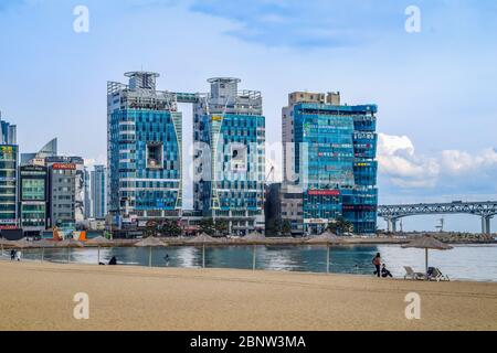 Busan, Südkorea 1/17/2020 Busan Gwangalli Beach oder Gwangan Beach Landscape Stockfoto