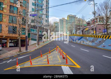 Busan, Südkorea 17/2020 Busan City Traffic Street View Stockfoto