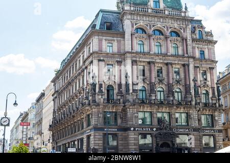 Wien, Österreich - 18. Juni 2018: Palais Equitable am Stock-im-Eisen-Platz, Wiener Altstadt Stockfoto