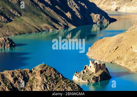 Simi La See heiliger Ort, Simi-la Pass, Shigatse Präfektur auf der Freundschaftsstraße Tibet, China. Der Simila Pass über dem Manla Reservoir Gyantse Graf Stockfoto