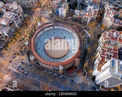 Die Plaza Monumental oder La Monumental Stierkampfarena und Stierkampfarena Luftaufnahme Barcelona Katalonien Spanien Stockfoto