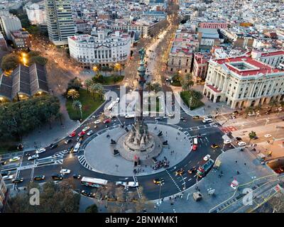 Statue von Christopher Colombus in der Nähe der Ramblas Luftaufnahme Barcelona Katalonien Spanien. Das Kolumbus-Denkmal oder Monumento a Colón oder Mirador de Colón Stockfoto