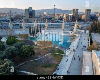 Sants Bahnhof und Parque de la España Industrial oder Park der Industrie Spanien Luftaufnahme Barcelona Katalonien Spanien. Der Park wurde 1985 erbaut Stockfoto