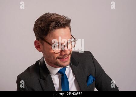 Porträt eines jungen Geschäftsmann Stockfoto