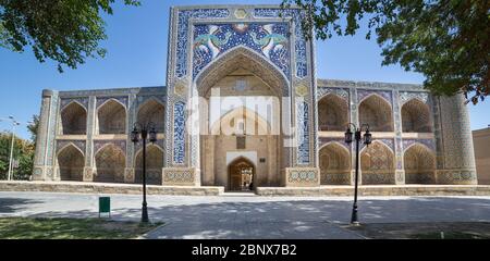 Blick auf Nadir Divanbegi Medressa von Buchara, in Usbekistan Stockfoto
