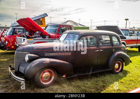 Daytona Beach, FL / USA- 24. November 2018: 1939 Chevrolet 4-türige Limousine im Herbst 2018 Daytona Turkey Run. Stockfoto