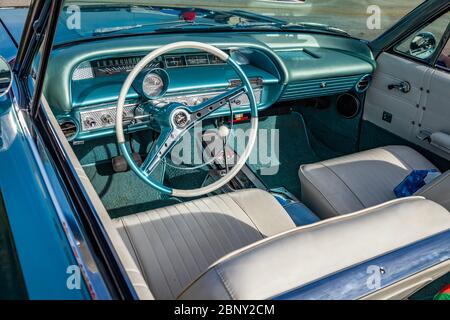 Daytona Beach, FL / USA- 24. November 2018: 1963 Chevrolet Impala SS Cabriolet beim Herbst 2018 Daytona Turkey Run. Stockfoto