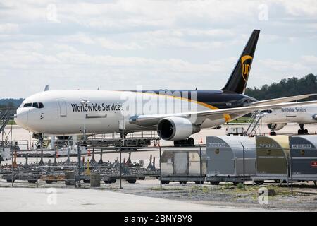 Ein United Parcel Service UPS Airlines Flugzeug in Middletown, Pennsylvania am 4. Mai 2020. Stockfoto