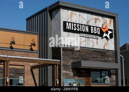 Ein Logo-Schild vor einem Mission BBQ Restaurant in King of Prussia, Pennsylvania am 4. Mai 2020. Stockfoto