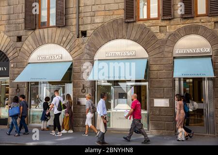 Tiffany und Co Luxus-Schmuckgeschäft in Via Tornabuoni, Florenz, Toskana, Italien Stockfoto