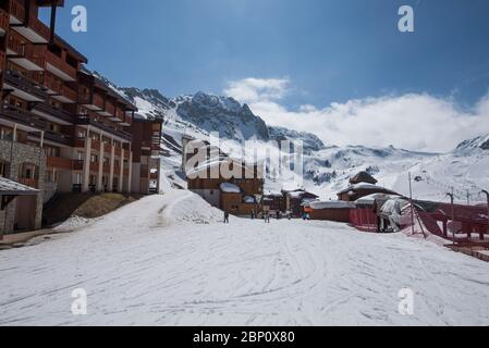 Perfekte Schneeverhältnisse im Skigebiet Belle Plagne in Savoie, Frankreich Stockfoto