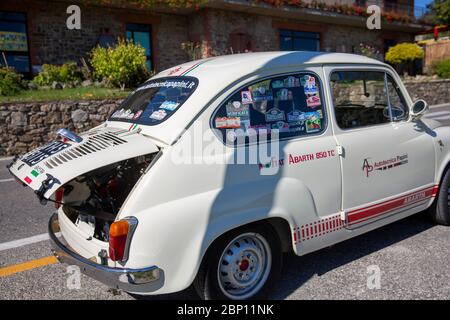 Fiat Rennwagen in der Toskana bei den Del Chianti Rennen Hill Event, Italien, Europa Stockfoto