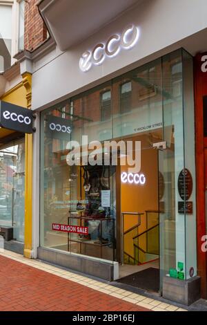 'Ecco' Schuhe Ladenfront in Dublin Stadtzentrum Verkauf Schuhe Schuhe Schuhe. Geschäft mit Glasfront mit Schaufenster und Verkaufsschild. Irland Stockfoto