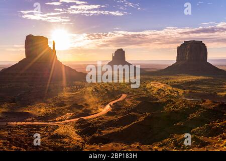 Monument Valleys in the Sunset, Arizona, usa. Stockfoto