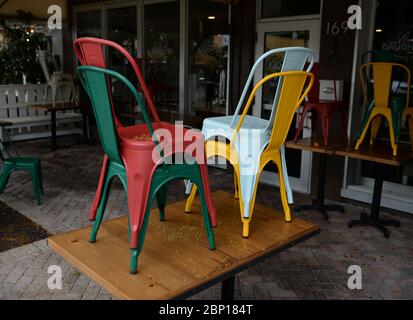 Delray Beach, FL, USA. Mai 2020. Eine allgemeine Ansicht, da einige Restaurants noch geschlossene Restaurants sind, gemäß Palm Beach County's Phase 1 Wiedereröffnung von Geschäften während der Coronavirus COVID-19 Pandemie am 16. Mai 2020 in Delray Beach, Florida. Quelle: Mpi04/Media Punch/Alamy Live News Stockfoto
