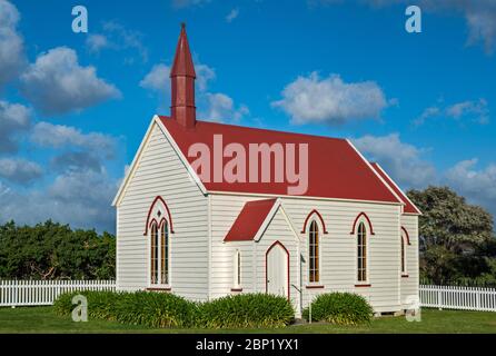 Burnside Anglikan Church, 1875, in der Nähe von Pirinoa, Lake Ferry Road, Wairarapa Gegend, Wellington Region, North Island, Neuseeland Stockfoto