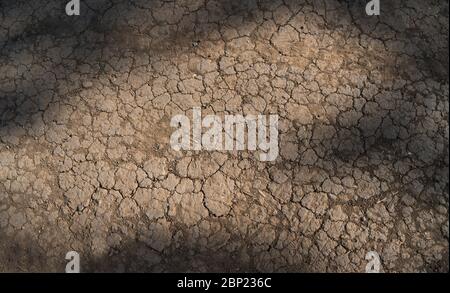Trockenland. Risse in der Erde, Dürre. Wüste. Stockfoto