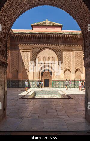 Die Ben Youssef Madrasa ist eine islamische Madrasa in Marrakesch, Marokko Stockfoto