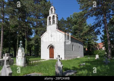 Die Cipur Kirche, auch als Kirche der Geburt der Jungfrau genannt, auf den Ruinen der alten Cetinje Kloster gebaut. Cetinje, Montenegro Stockfoto