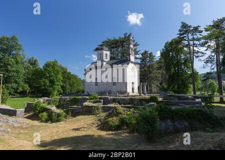 Die Cipur Kirche, auch als Kirche der Geburt der Jungfrau genannt, auf den Ruinen der alten Cetinje Kloster gebaut. Cetinje, Montenegro Stockfoto