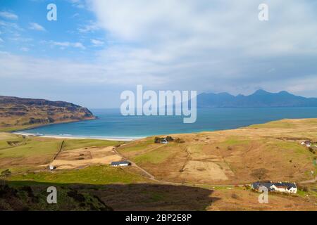 Die Bucht von Laig vom Hügel Sgorr an Fharaidh Eigg Schottland Stockfoto