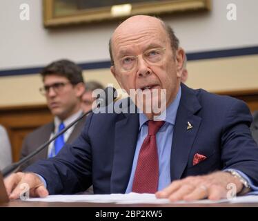 Anhörung über das All Situational Awareness- Secretary of Commerce Wilbur Ross bezeugt vor dem Unterausschuss des Hauses für strategische Kräfte während einer Anhörung über das Space Situational Awareness: Whole of Government Perspectives on Roles and Responsibilities, Freitag, 22. Juni 2018 im Rayburn House Office Building in Washington. Stockfoto