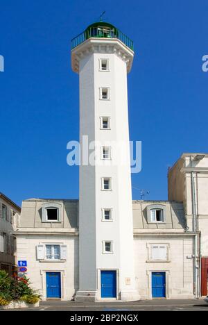 Frankreich, Poitou-VendÈe, Poitou-Vendee, Charente-Maritime, La Rochelle, Leuchtturm am Alten Hafen Stockfoto