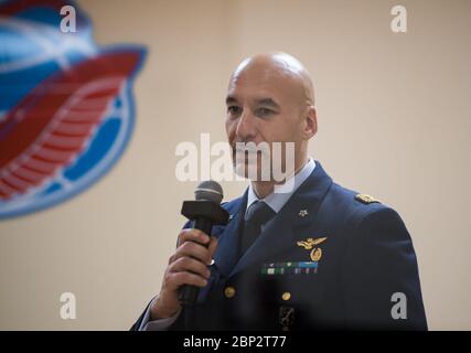 Am 2. Dezember 2018 nahm Luca Parmitano, Mitglied der Expedition 58, von der Europäischen Weltraumorganisation (ESA), an einer Sitzung der Staatskommission in Baikonur, Kasachstan, Teil, während er sich in Quarantäne befand. Das Treffen sollte den Start der Sojus-Rakete genehmigen, die Besatzungsmitglieder zur Internationalen Raumstation transportieren sollte. Stockfoto