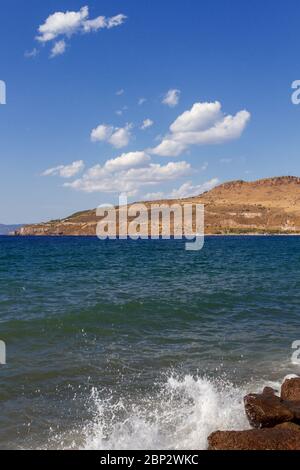 Küste von Petra Stadt, in Lesbos Insel (oder Mytilene), Griechenland, Europa. Stockfoto