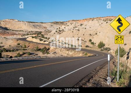 Verschlungene Strecke des malerischen Highway 12 in Escalante, Utah Stockfoto