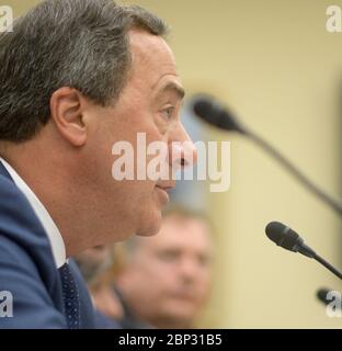 Am 8. Mai 2019 sagte Mark Sirangelo, Sonderassistent der NASA, vor dem Unterkomitee für Raumfahrt und Luftfahrt über die Forschungsprogramme der NASA im Tiefenraum und die Mondvorschläge aus. Die Anhörung fand im Rayburn House Office Building in Washington, D.C. statt Stockfoto