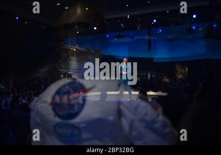 Am 14. Juni 2019 war die NASA-Astronautin Serena Au-Chancellor im National Air and Space Museum in Washington, D.C. zu sehen. Sie reflektierte ihre 197 Tage an Bord der ISS im Rahmen der Expeditionen 56 und 57 und trug zu zahlreichen wissenschaftlichen Experimenten bei. Stockfoto