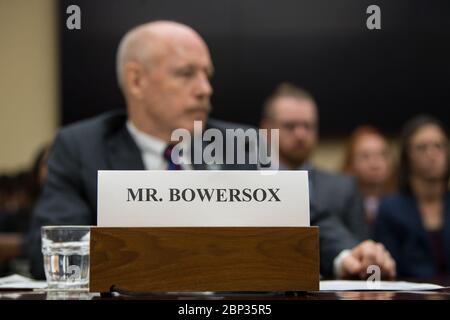 Am 18. September 2019 sagte Ken Bowersox bei einer Anhörung des House Science, Space, and Technology Committee in Washington, D.C. aus, in der er den Kongress über die Fortschritte der NASA bei der Erforschung der Tiefen des Weltraums, einschließlich des Space Launch Systems (SLS) und der Orion-Raumsonde, informierte. Stockfoto