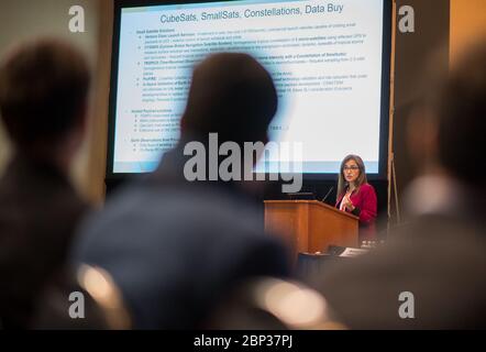 Am 22. Oktober 2019 nahm Sandra Cauffman, stellvertretende Direktorin der Earth Science Division der NASA, an einer Sondersitzung mit dem Titel „Home Planet 2030“ während des 70. Internationalen Astronautischen Kongresses im Walter E. Washington Convention Center in Washington, D.C. Teil. Stockfoto