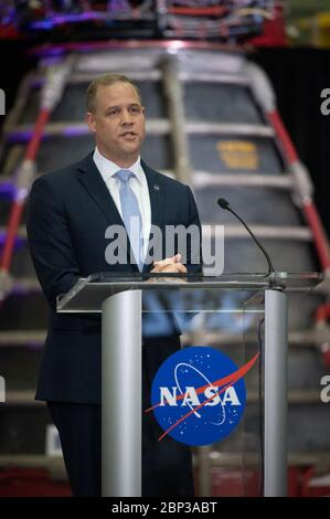 NASA-Administrator Jim Bridenstine diskutiert den Haushaltsvorschlag für das Haushaltsjahr 2021 während einer Adresse des US-Bundesstaates NASA, Montag, 10. Februar 2020, in der Einrichtung von Aerojet Rocketdyne im Stennis Space Center der NASA in der Nähe von Bay St. Louis, Mississippi. Stockfoto