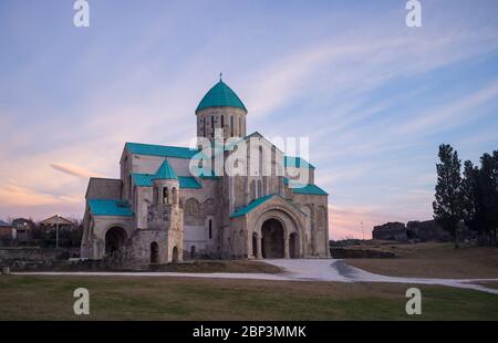 Die Kathedrale der Dormition oder die Kutaisi Kathedrale, besser bekannt als Bagrati Kathedrale. Stockfoto