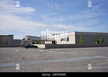 Tigard, OR, USA - 5. Mai 2020: Geschlossen Macy's Kaufhaus in Tigard, Oregon, während der Coronavirus-Pandemie. Stockfoto
